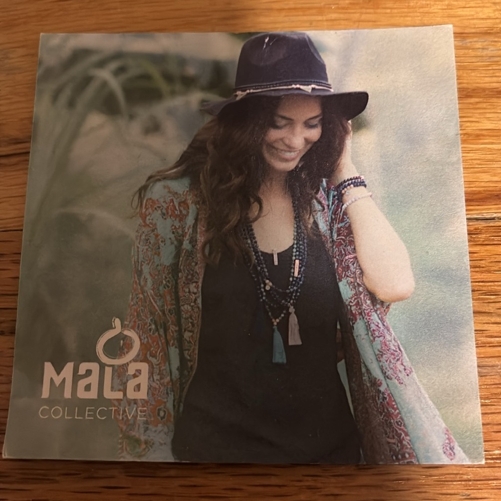 Mala Collective - Surfer Mala - Picture 4 of 7
